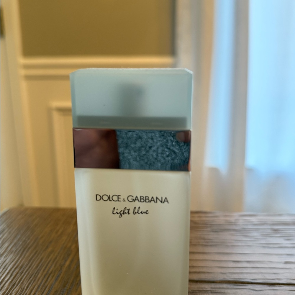 NEW Dolce & Gabbana Light Blue Eau de Toilette 1.7 fl oz